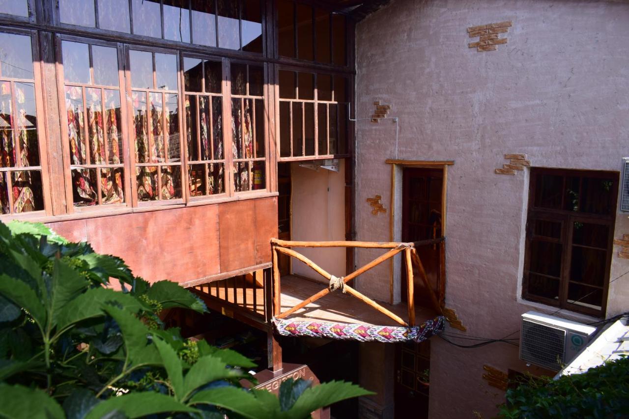 Hotel Registon Zargaron Samarcande Extérieur photo