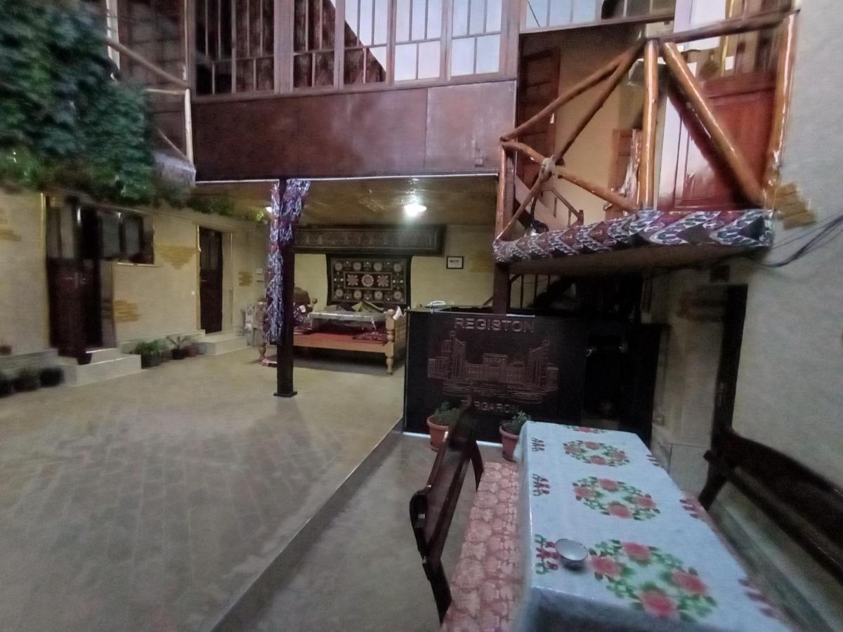 Hotel Registon Zargaron Samarcande Extérieur photo